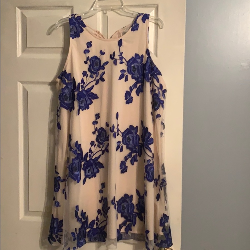 Beautiful Dress by Beige by eci. Size XL